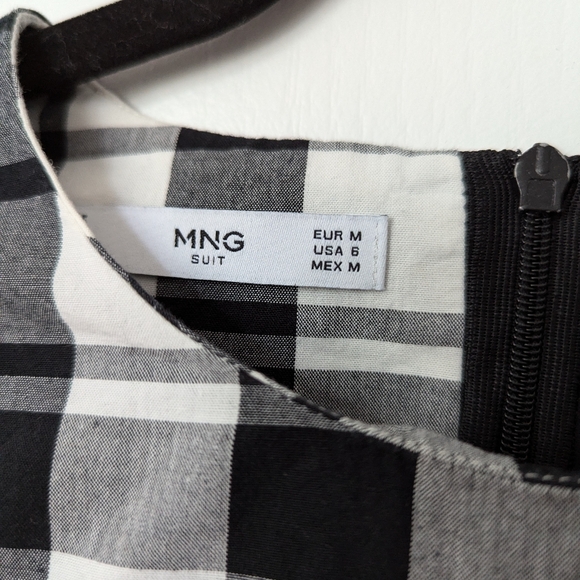 M Boxy Tee - Picture 3 of 3